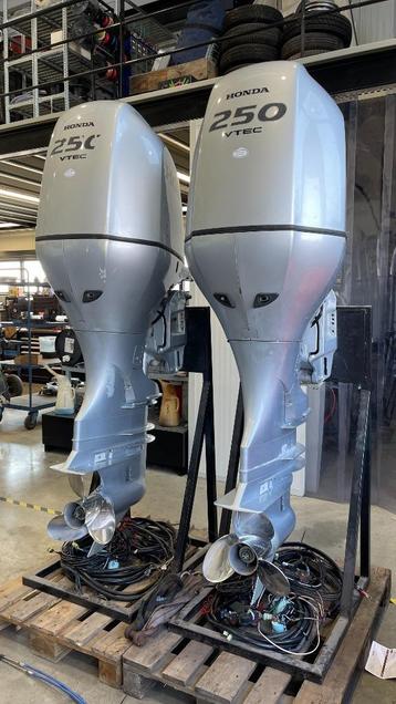 Honda BF250A (SET) Buitenboordmotoren – 2015 – 680 Draaiuren beschikbaar voor biedingen