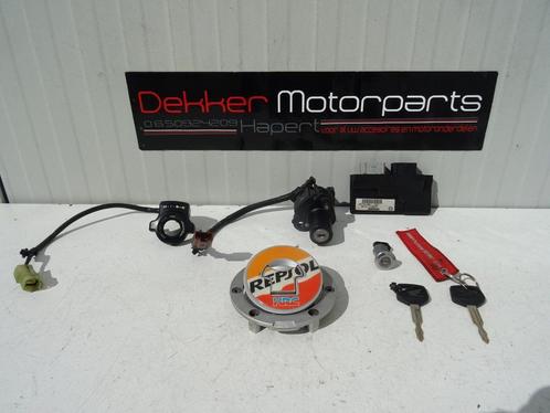 Complete Slotenset + ECU Honda CBR1000RR Fireblade 2006-2007, Motoren, Onderdelen | Honda, Ophalen of Verzenden