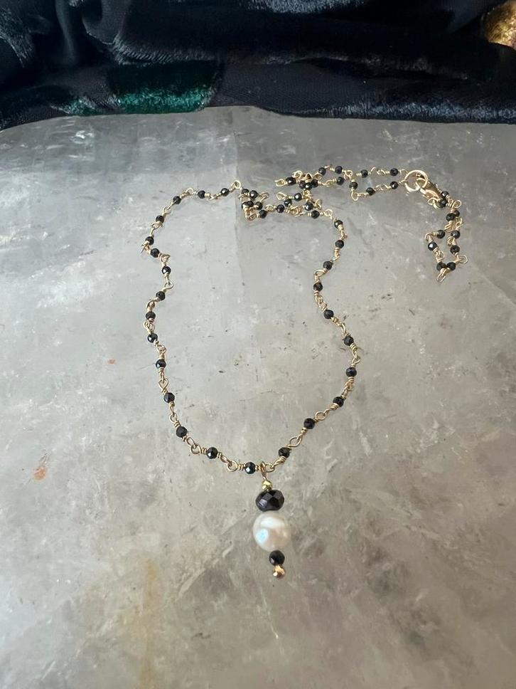 Akoya zoutwater parel hanger spinel beschermt geluk uniek, Sieraden, Tassen en Uiterlijk, Kettingen, Nieuw, Zilver, Zwart, Met edelsteen