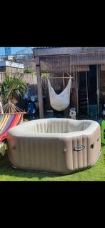 Intex Jacuzzi - Onderdelen of Reparatie, Tuin en Terras, Bubbelbaden en Hottubs, Ophalen, Gebruikt, Pomp