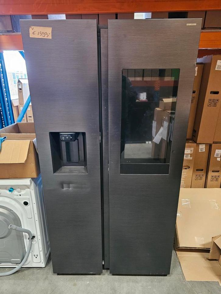 Samsung Family Hub RS90F66BEFEF Showmodel met schade., Witgoed en Apparatuur, Koelkasten en IJskasten, Gebruikt, Met aparte vriezer