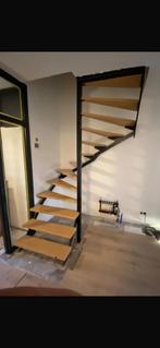 Wenteltrap ijzer+hardhout h.2.80 m. geen leuning rechts, Ophalen, Gebruikt, Trap, 2 tot 4 meter