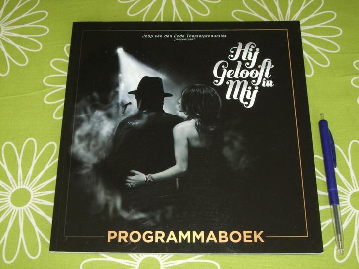 Hij gelooft in mij - programmaboek André Hazes Musical, Verzamelen, Muziek, Artiesten en Beroemdheden, Zo goed als nieuw, Boek, Tijdschrift of Artikel
