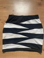 Dames Rok Zwart-Wit Maat 40 merk Amisu, Maat 38/40 (M), Zwart, Ophalen of Verzenden, Gedragen