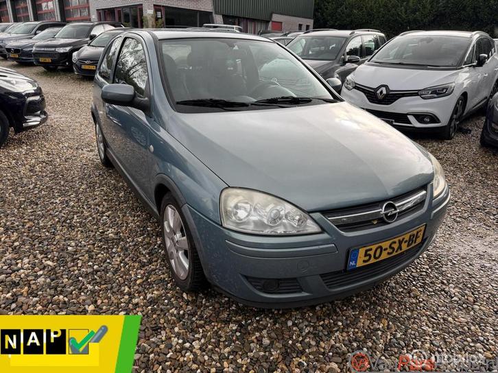 Opel Corsa 1.2-16V Silverline,Airco,Trekhaak, Auto's, Opel, Bedrijf, Te koop, Corsa, ABS, Airbags, Airconditioning, Alarm, Centrale vergrendeling