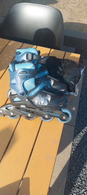 Skeelers, rolschaatsen verstelbaar maat 33-37 + beschermers beschikbaar voor biedingen