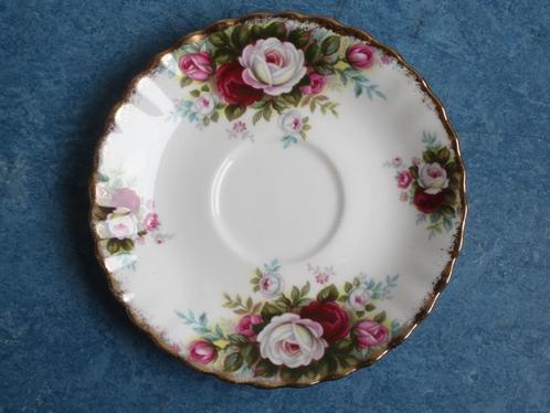 Royal Albert, 'Celebration' schoteltje 1670-1970, Antiek en Kunst, Antiek | Servies los, Ophalen of Verzenden