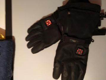 HN Verwarmde Handschoenen L beschikbaar voor biedingen