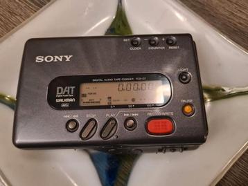 Sony walkman DAT TCD-D7 werking onbekend  beschikbaar voor biedingen