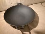Zware grote gietijzeren wok, wadjang, roerbakpan, ø 37 cm., Ophalen, Zo goed als nieuw, Gietijzer, Wok