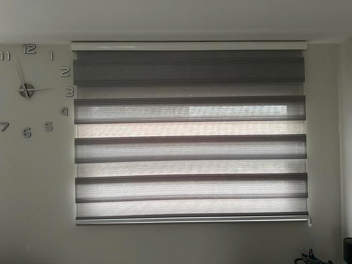 2x Rolgordijn Grijs/Antraciet - Mooie Verduistering, Huis en Inrichting, Stoffering | Gordijnen en Lamellen, Zo goed als nieuw