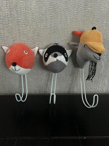 Kledinghaken kinderkamer beschikbaar voor biedingen