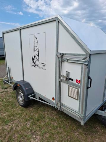 Windsurf aanhangwagen beschikbaar voor biedingen