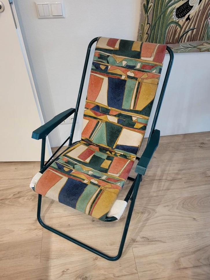 🪑🧡 Vintage stoel met retro design, Huis en Inrichting, Stoelen, Gebruikt, Eén, Kunststof, Metaal, Stof, Overige kleuren, Ophalen