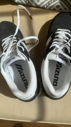 Nieuwe Mizuno sneaker m41, Kleding | Heren, Schoenen, Nieuw, Ophalen of Verzenden, Sportschoenen, Zwart