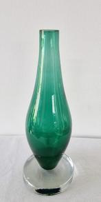 Vintage klein groen soliflore vaasje, Gebruikt, Onbekend, Ophalen of Verzenden, Glas