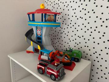 Paw Patrol uitkijktoren + auto’s van Marshall, Zuma en Rocky beschikbaar voor biedingen