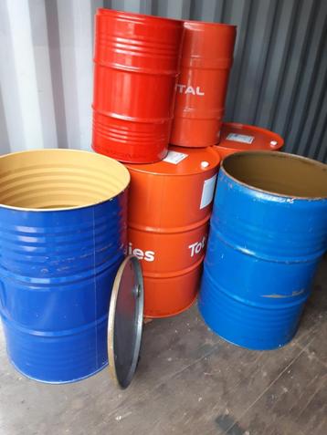 200 liter en 60 liter vuurton plantenbak statafel vuurkorf  beschikbaar voor biedingen