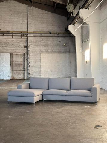 Living Divani Box | Ploegwool 84 beschikbaar voor biedingen