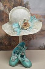 SALE.!! Opruiming Oud 2 Delig Set."Uit Aletta's tijd", Ophalen of Verzenden