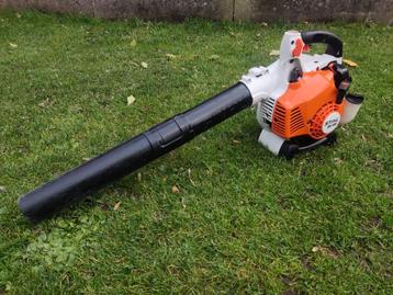 2 STIHL bladblazers (1 x type BG85, 1 x type BR550)  beschikbaar voor biedingen