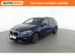 BMW 1-serie 118i High Executive |PD66464| (bj 2020), Auto's, Stof, Gebruikt, Met garantie (alle), Blauw