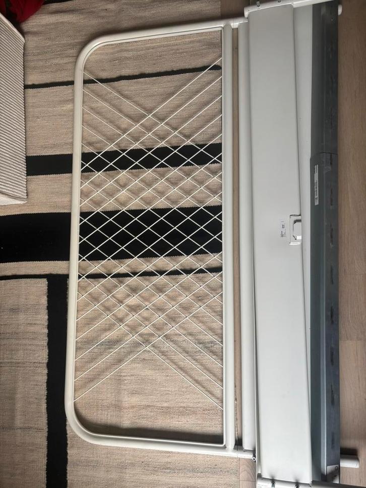 Ikea Nesttun bedframe - wit -  140 x 200, Huis en Inrichting, Slaapkamer | Bedden, Gebruikt, Tweepersoons, 140 cm, 200 cm, Metaal