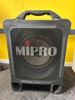 Versterker - portable PA - met batterij en 2 microfoons, Overige systemen, Zo goed als nieuw, 60 tot 120 watt, Ophalen