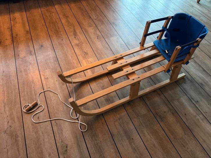 Inklapbare slee met zitje, Kinderen en Baby's, Speelgoed | Buiten | Sleeën, Gebruikt, Hout, Rugleuning, Ophalen