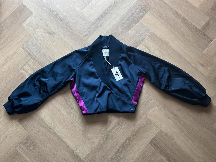 Nieuw Shoeby satijnen bomber wrap blouse top maat M, Kleding | Dames, Blouses en Tunieken, Nieuw, Maat 38/40 (M), Blauw, Ophalen of Verzenden