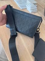 Louis Vuitton Gaston Wearable bag, Ophalen of Verzenden, Zo goed als nieuw, Zwart