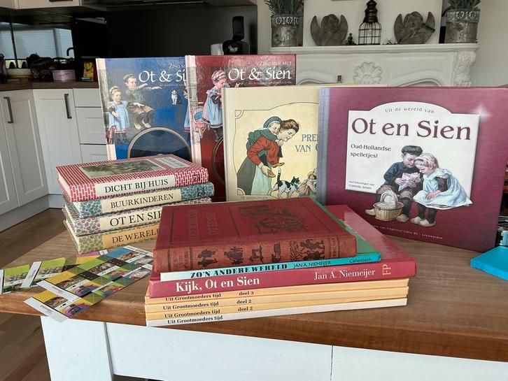 Ot en Sien Boeken Collectie, Verzamelen, Beelden en Beeldjes, Zo goed als nieuw, Ophalen of Verzenden