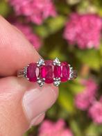Prachtige zilveren vintagering met robijnen, Sieraden, Tassen en Uiterlijk, Ophalen of Verzenden, Zo goed als nieuw, 17 tot 18