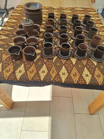 Arabia Ruska koffie servies bruin Ulla Procope beschikbaar voor biedingen