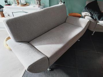 Complete meubelset beschikbaar voor biedingen