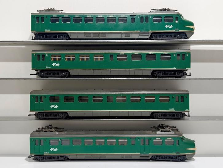 LIMA: 4-delige GROENE Hondenkop met gele bies voor H0-spoor, Hobby en Vrije tijd, Modeltreinen | H0, Gebruikt, Treinset, Gelijkstroom