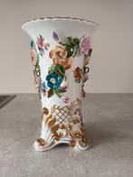 Capodimonte reliëf vaas, Ophalen of Verzenden