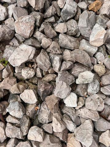Gratis breukstenen 4-7 cm beschikbaar voor biedingen