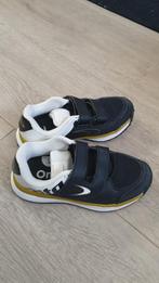 Hockeyschoenen Kind maat 28, Sport en Fitness, Hockey, Ophalen, Zo goed als nieuw, Schoenen