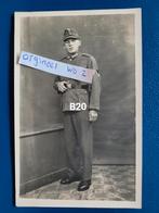 Fotokaart B20 - duitse soldaat in compleet uniform WO2, Verzamelen, Militaria | Tweede Wereldoorlog, Foto of Poster, Duitsland