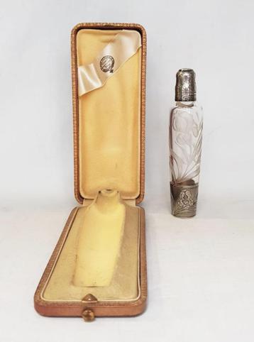 Likeurflesje , zakformaat , Art Nouveau , zilver , HARDY. beschikbaar voor biedingen