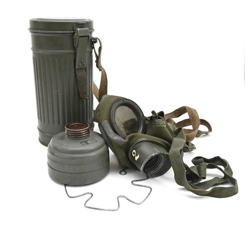 Near Mint korte Wehrmacht Gasmasker Set, Verzamelen, Militaria | Tweede Wereldoorlog, Landmacht, Overige typen, Duitsland, Verzenden