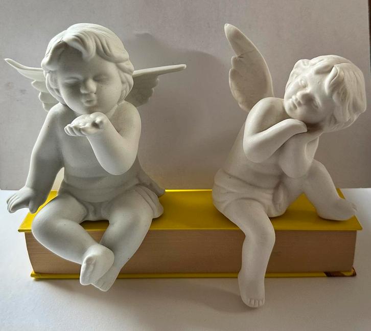 Mooie aardewerk engeltjes, wit, 16 cm hoog, Verzamelen, Beelden en Beeldjes, Gebruikt, Religie, Ophalen of Verzenden