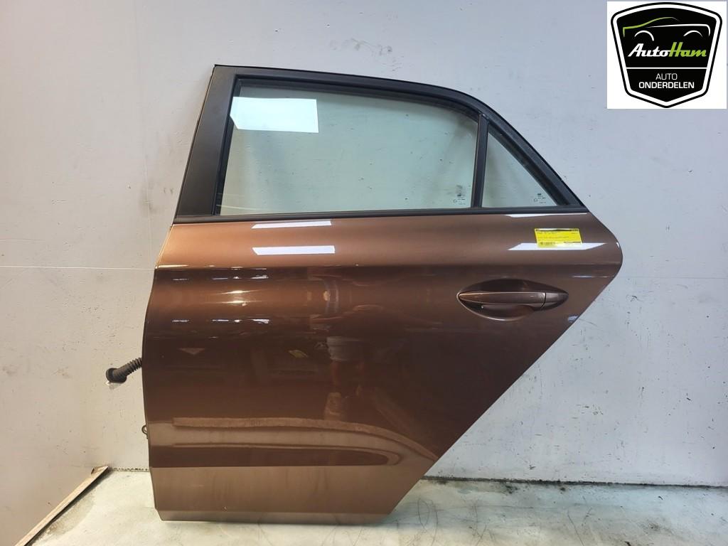 Portier Links Achter Hyundai i20 (GBB) 2015 77003C8000, Hyundai Motor Deutschland GmbH, Gebruikt, Deur, Hyundai