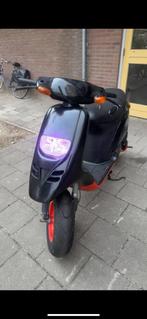 Piaggio typhoon, Fietsen en Brommers, Scooters | Piaggio, Ophalen, Zo goed als nieuw, Tweetakt, Overige modellen