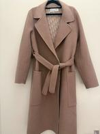 Dior Mantel & Gucci Sjaal - Nieuw!, Kleding | Dames, Jasjes, Kostuums en Pakken, Maat 38/40 (M), Beige, Nieuw, Ophalen of Verzenden