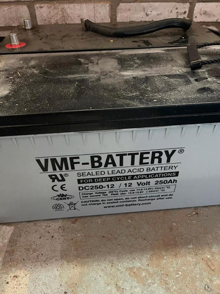 2x VMF AGM Deep Cycle accu | DC250-12 | 12V 250Ah, Auto-onderdelen, Accu's en Toebehoren, Nieuw, Ophalen