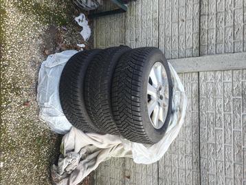 4x Toyota Sportvelgen maat 205-60-r16 dunlop sport banden  beschikbaar voor biedingen
