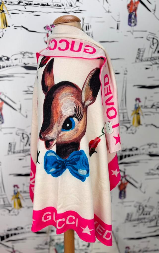 Gucci wollen shawl sjaal deken met hertje, Kinderen en Baby's, Kinderkleding | Mutsen, Sjaals en Handschoenen, Nieuw, Sjaal, Meisje
