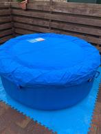 Opblaas jacuzzi met pomp, Tuin en Terras, Bubbelbaden en Hottubs, Ophalen of Verzenden, Zo goed als nieuw, Pomp, Opblaasbaar